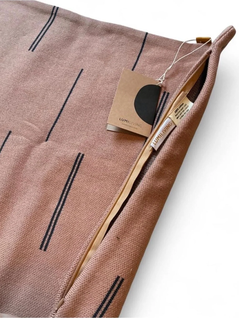 Lumi Living NWT Pillow Case